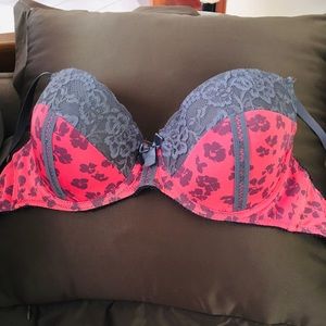 Marilyn Monroe intimates bra.